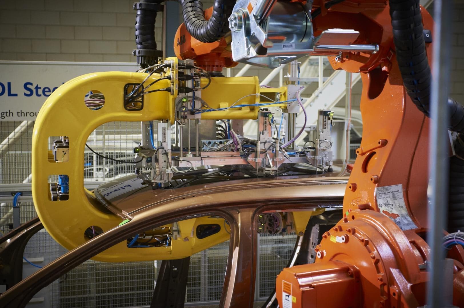 PIONEERING ENGINEERING SOLUTIONS 
THROUGH GLOBAL COOPERATION